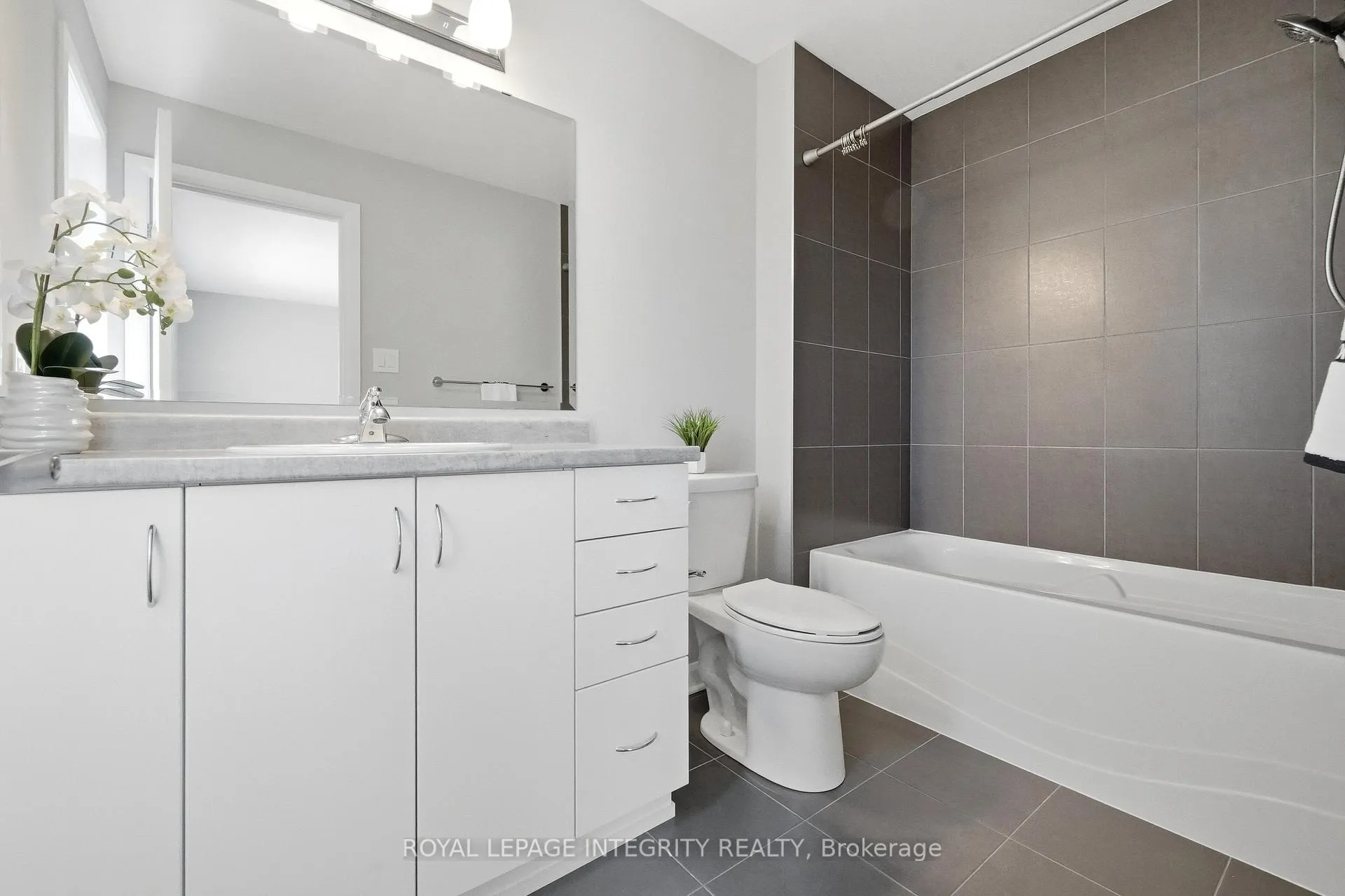Photo 21 of 145 Gardenpost Terrace, Ottawa, Avalon West — HOMEH