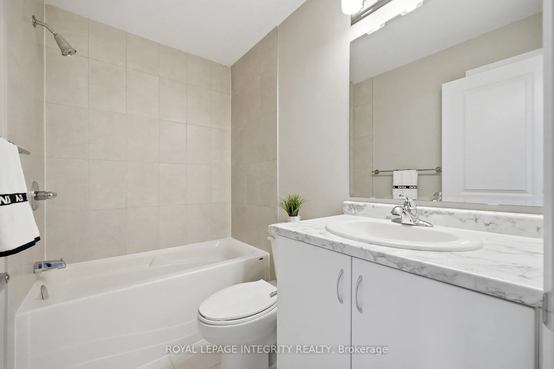 Photo 29 of 145 Gardenpost Terrace, Ottawa, Avalon West — HOMEH