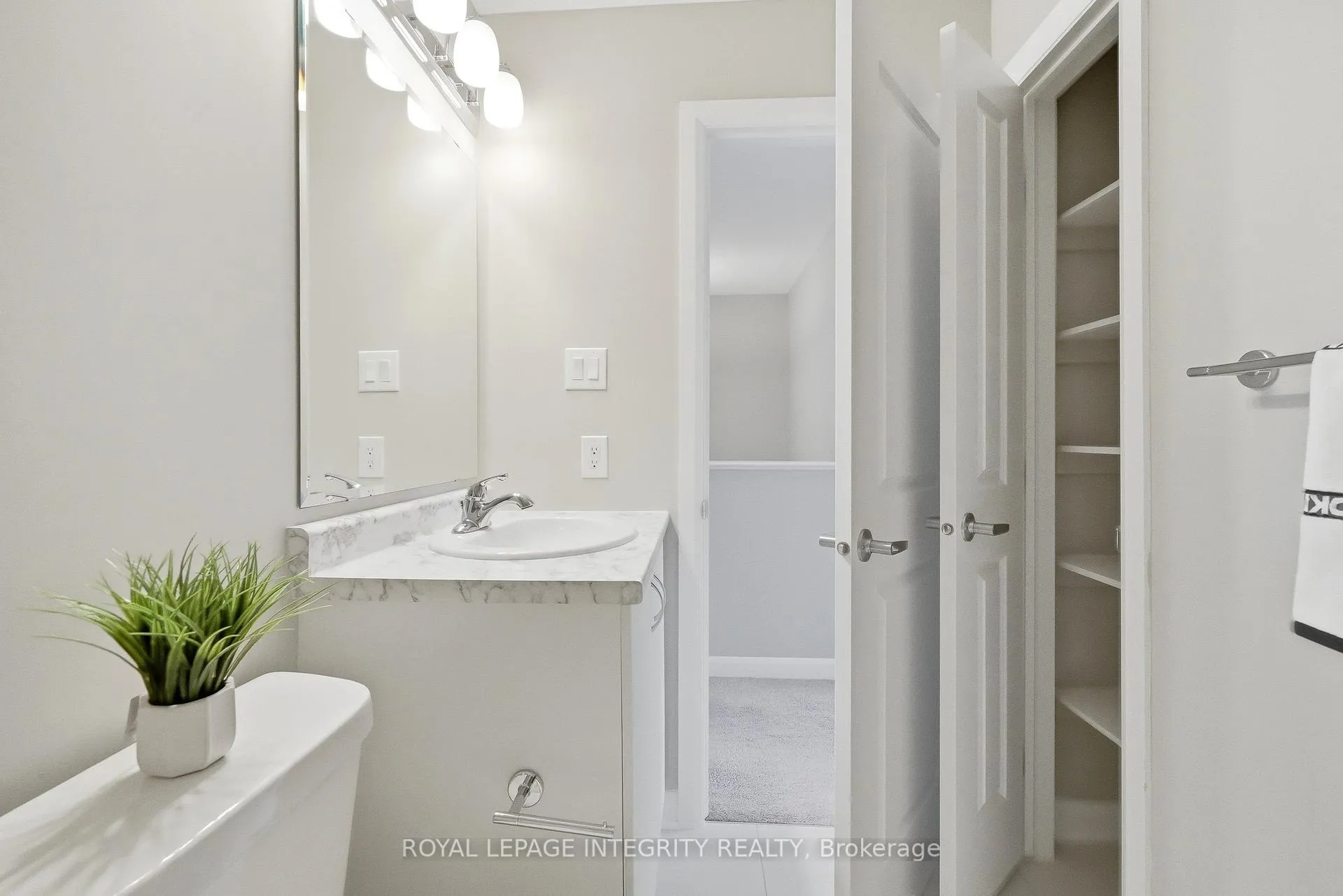 Photo 30 of 145 Gardenpost Terrace, Ottawa, Avalon West — HOMEH