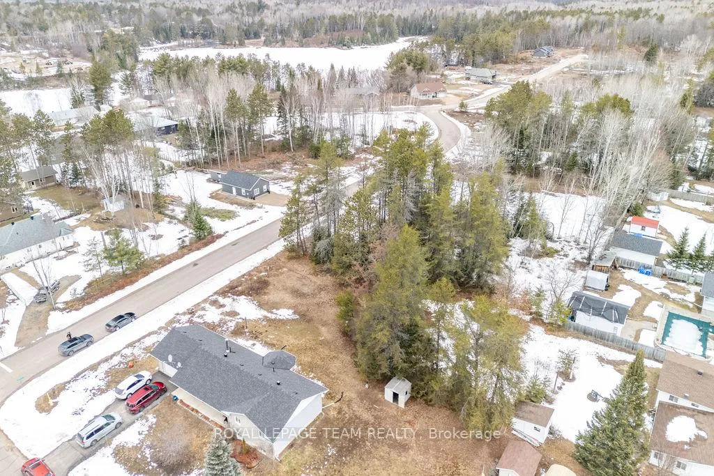 Photo 12 of 18 Birchview Drive, Madawaska Valley, Madawaska Valley — HOMEH