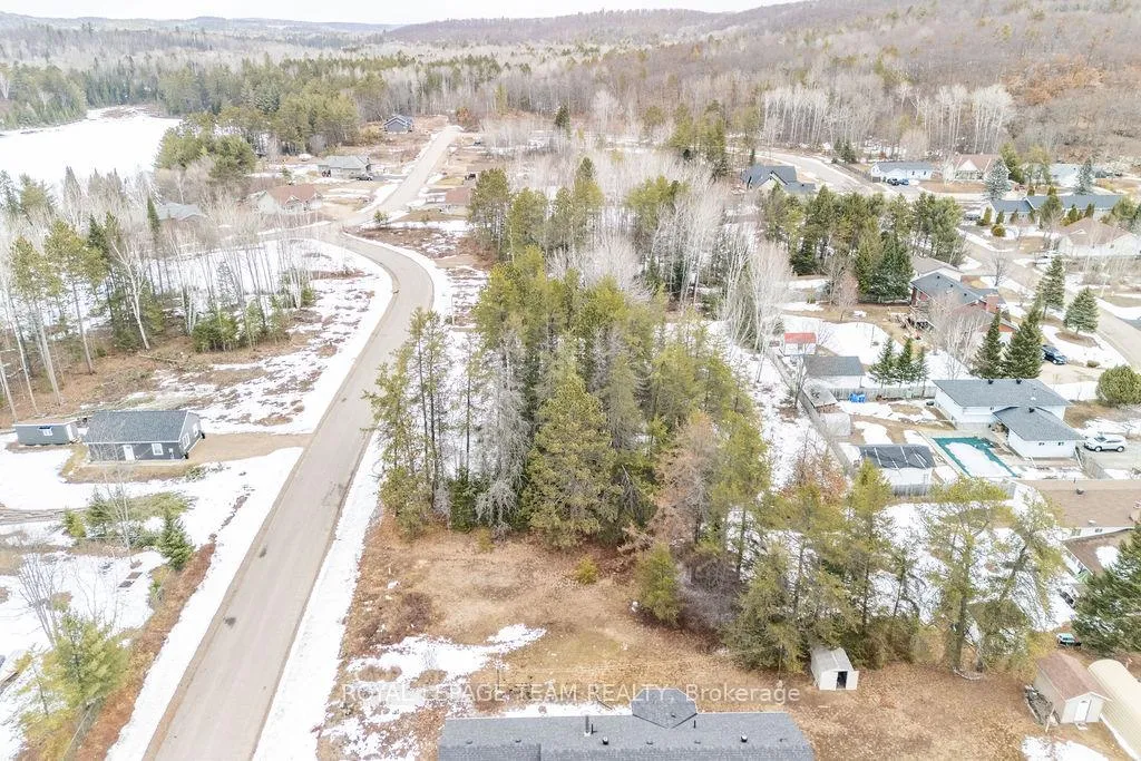 Photo 13 of 18 Birchview Drive, Madawaska Valley, Madawaska Valley — HOMEH