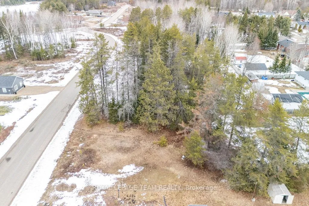 Photo 15 of 18 Birchview Drive, Madawaska Valley, Madawaska Valley — HOMEH