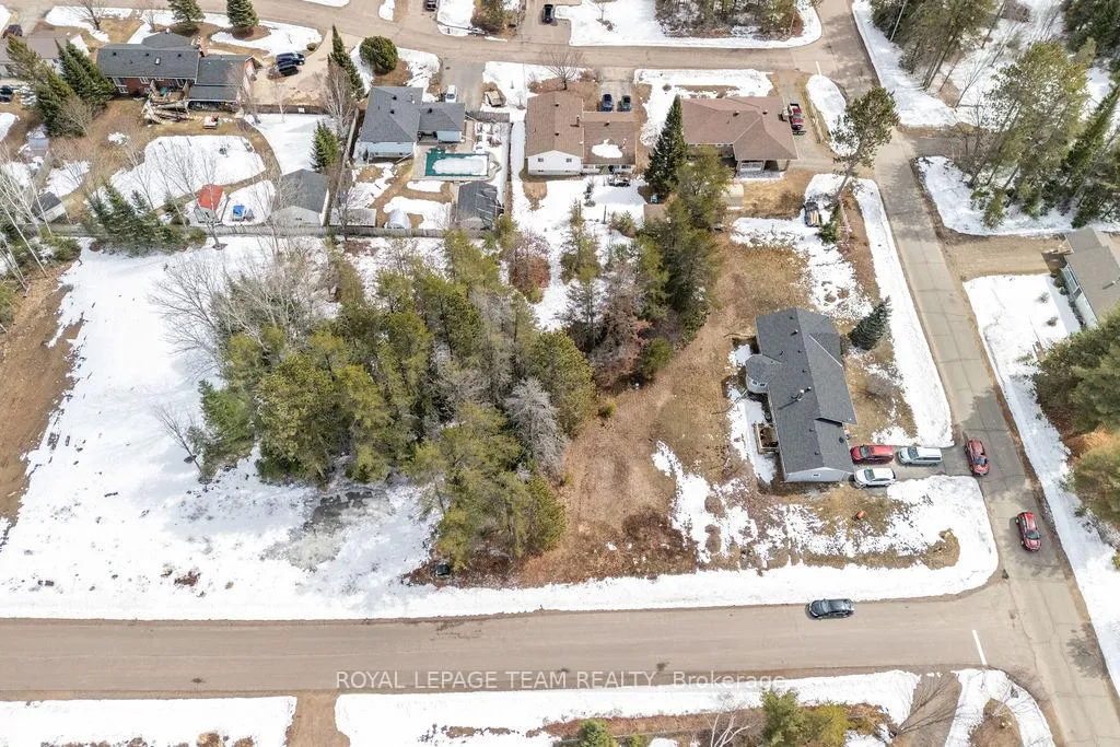 Photo 18 of 18 Birchview Drive, Madawaska Valley, Madawaska Valley — HOMEH