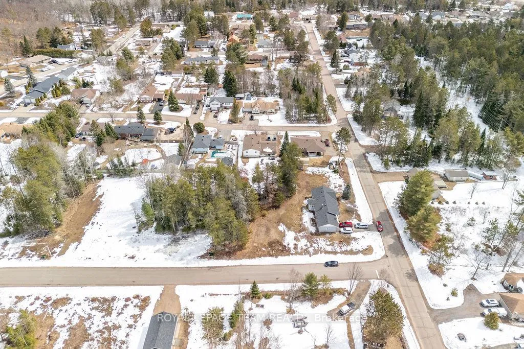 Photo 22 of 18 Birchview Drive, Madawaska Valley, Madawaska Valley — HOMEH