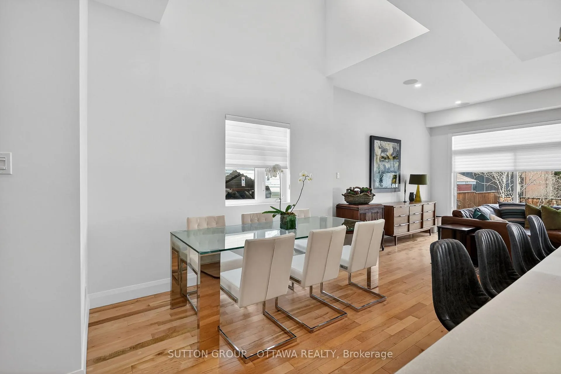 Photo 12 of 31 Carlotta Avenue, Ottawa, Kingsview Park — HOMEH