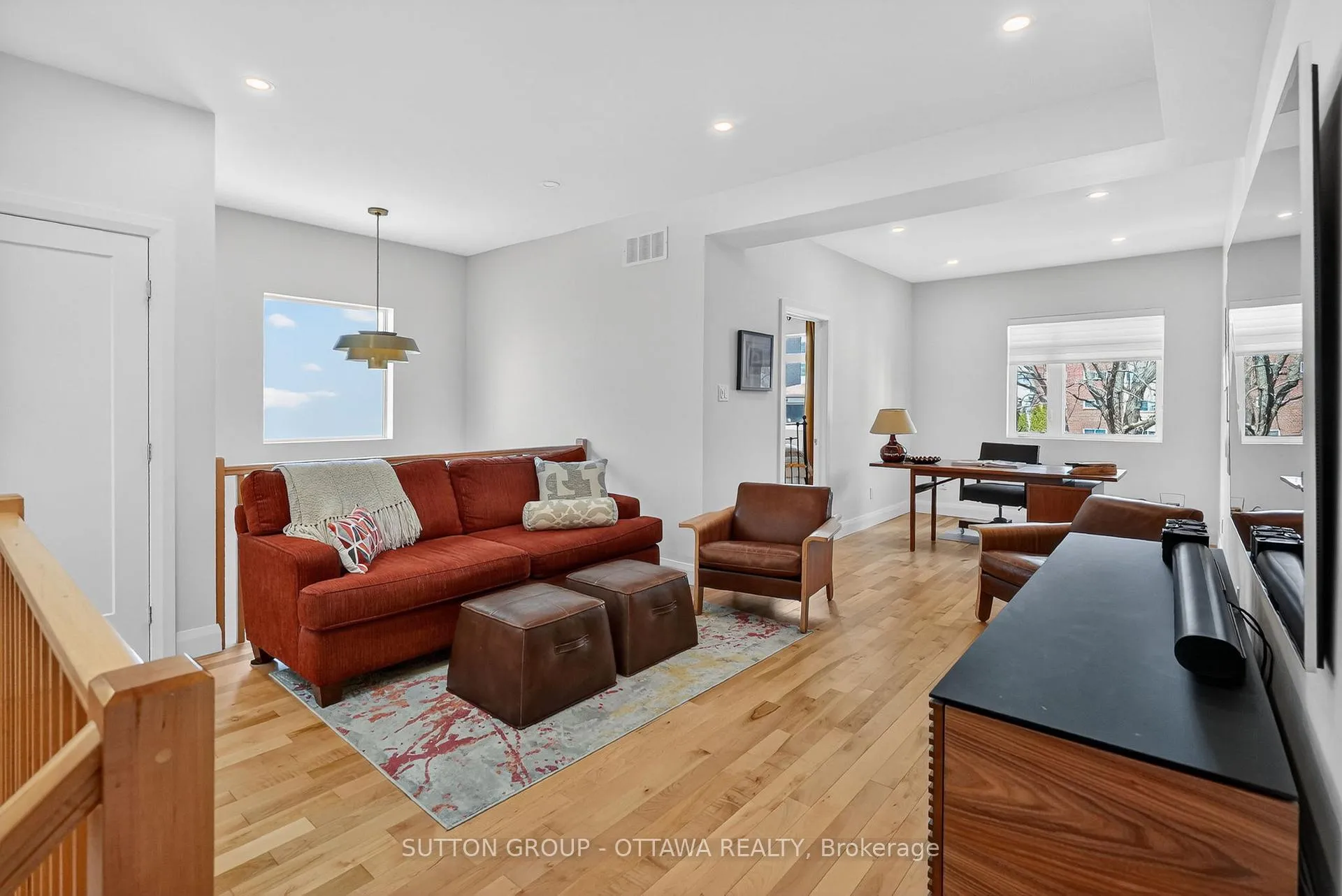 Photo 13 of 31 Carlotta Avenue, Ottawa, Kingsview Park — HOMEH