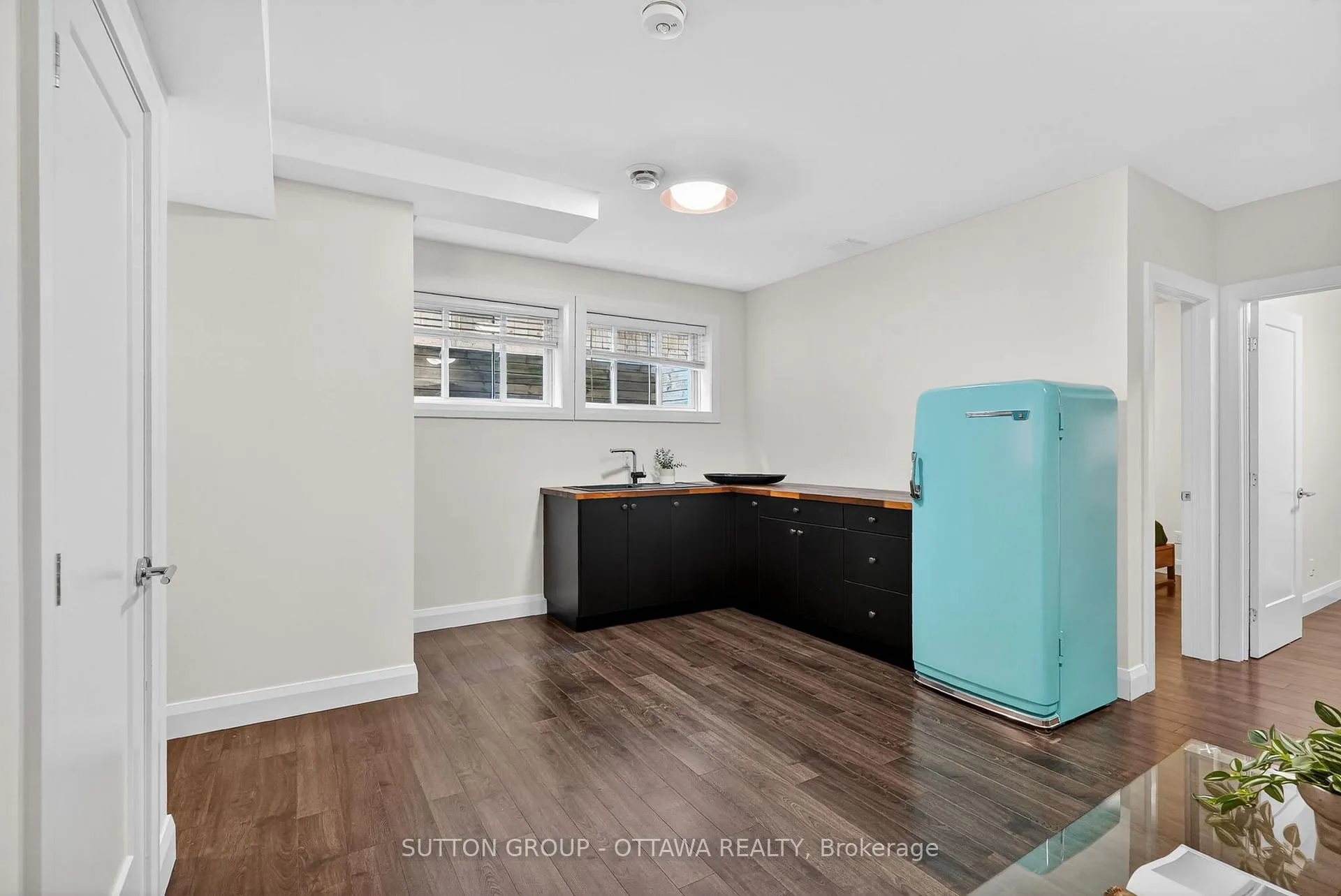 Photo 21 of 31 Carlotta Avenue, Ottawa, Kingsview Park — HOMEH