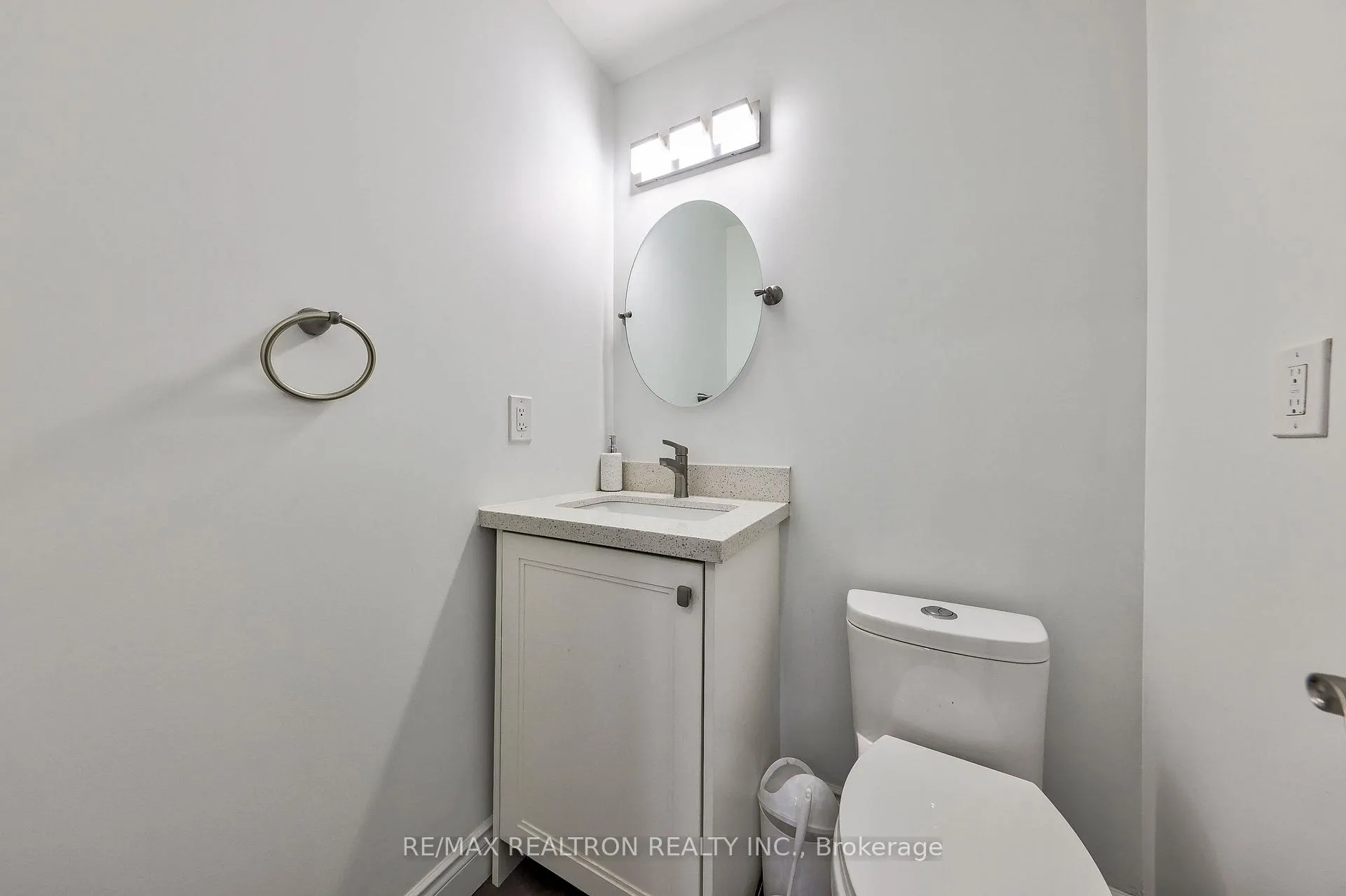 Photo 11 of 79 De La Salle Boulevard, Georgina, Sutton & Jackson's Point — HOMEH