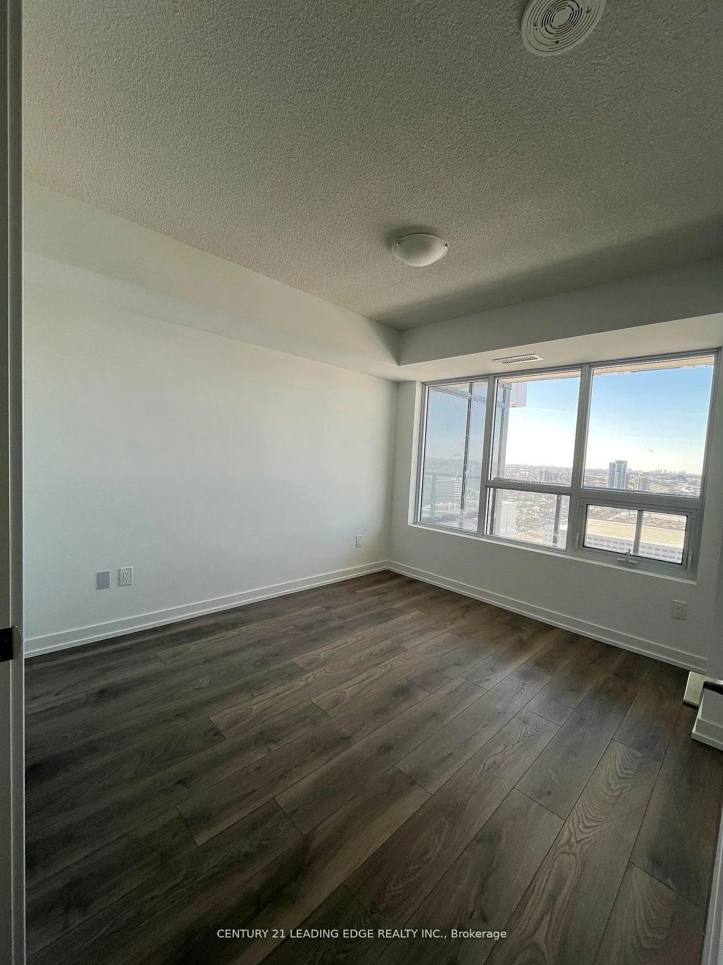 Photo 4 of Unit 2311, 1435 Celebration Drive, Pickering, Bay Ridges — HOMEH