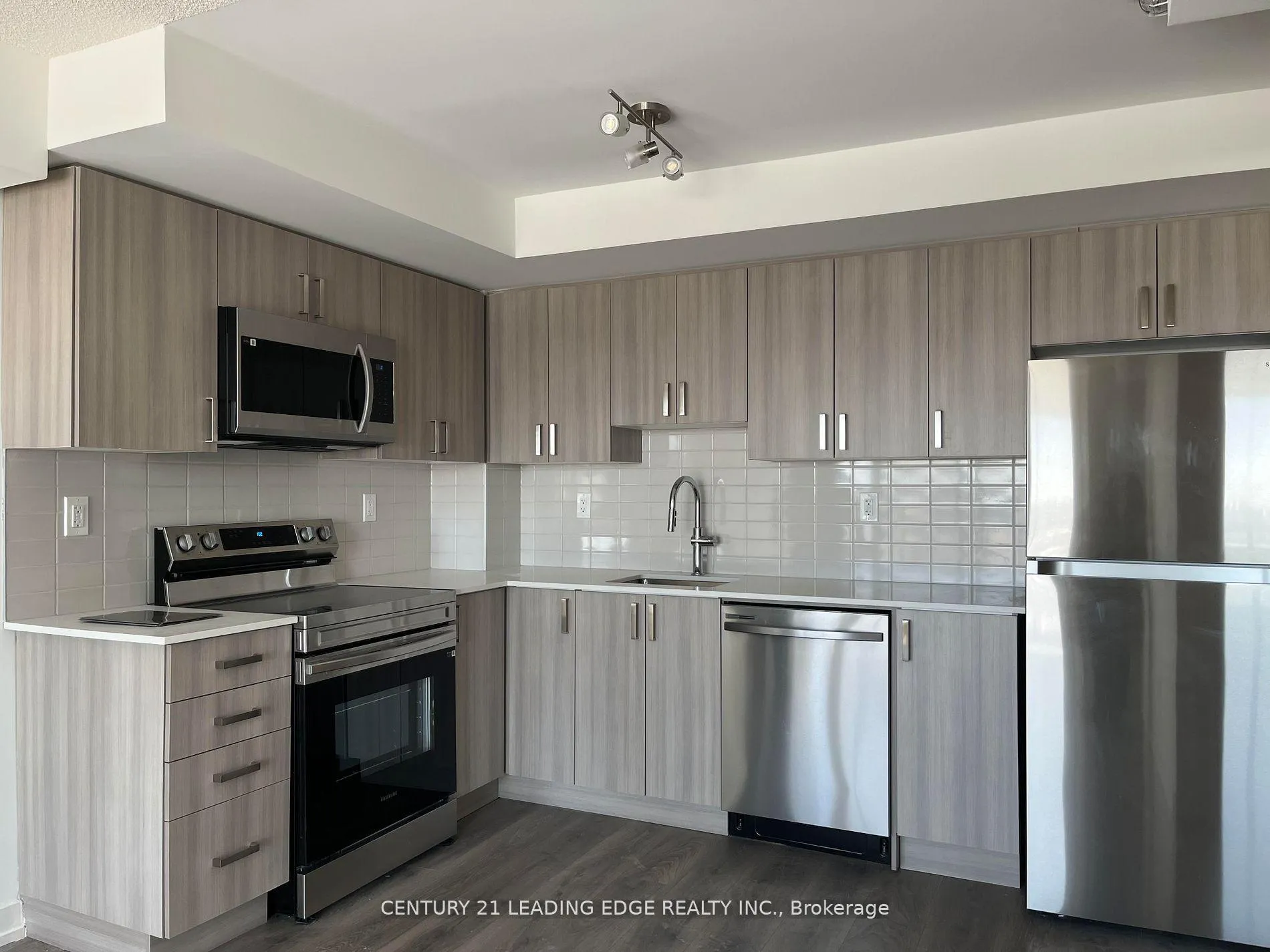 Photo 10 of Unit 2311, 1435 Celebration Drive, Pickering, Bay Ridges — HOMEH