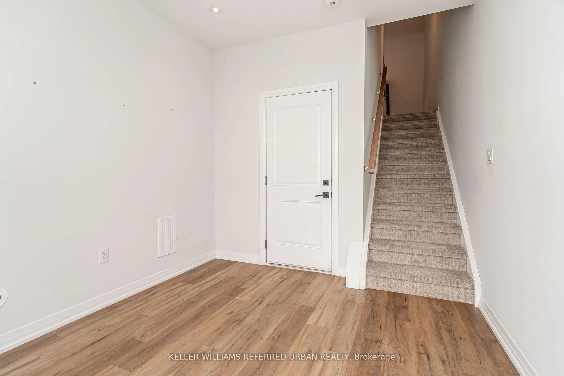 Photo 31 of Unit 99, 155 Equestrian Way, Cambridge — HOMEH