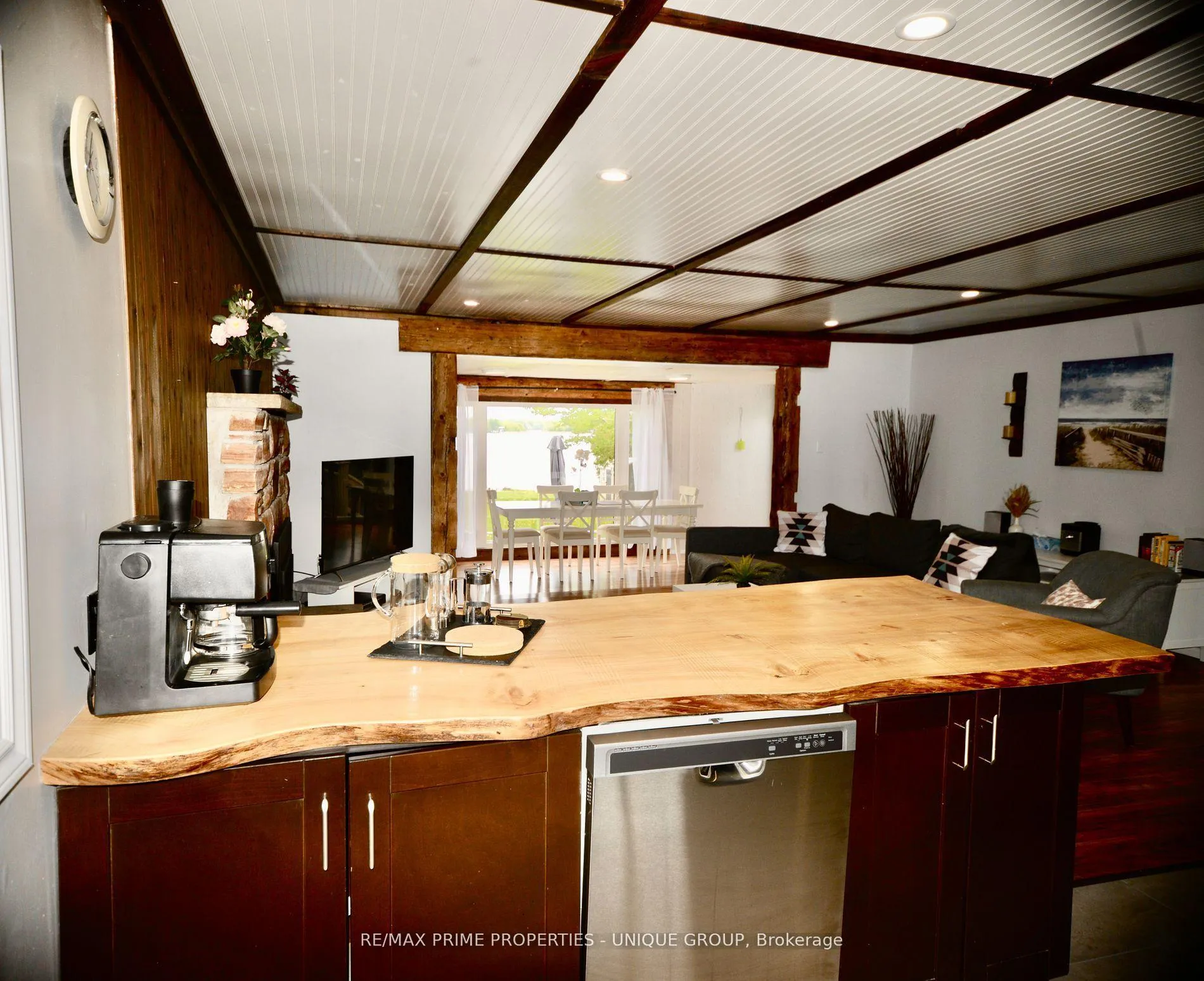 Photo 5 of 3 Lakeview Crescent, Kawartha Lakes, Emily — HOMEH