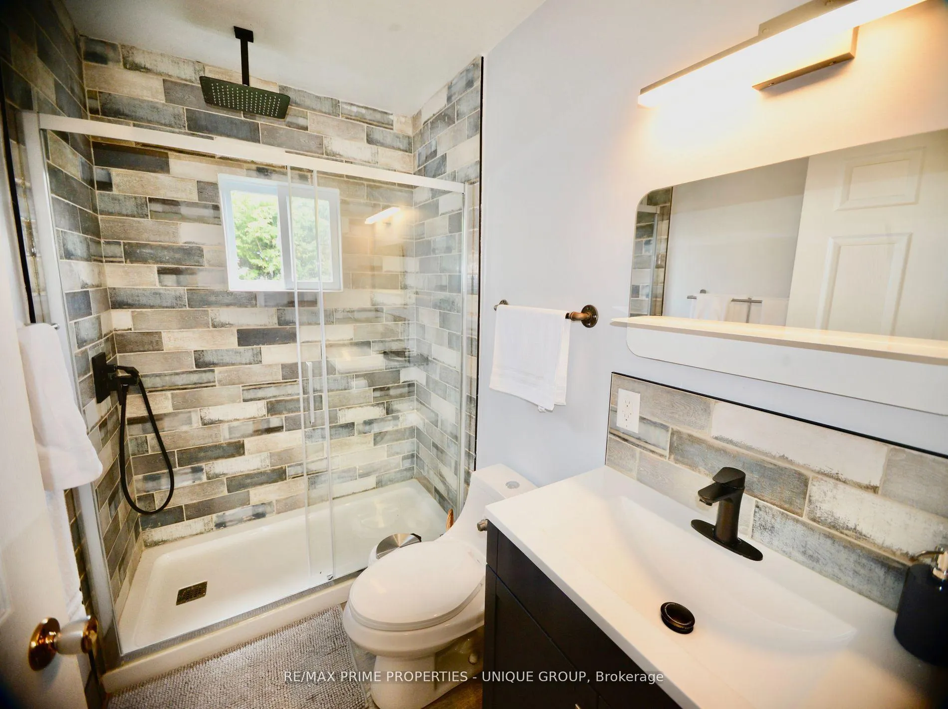 Photo 18 of 3 Lakeview Crescent, Kawartha Lakes, Emily — HOMEH