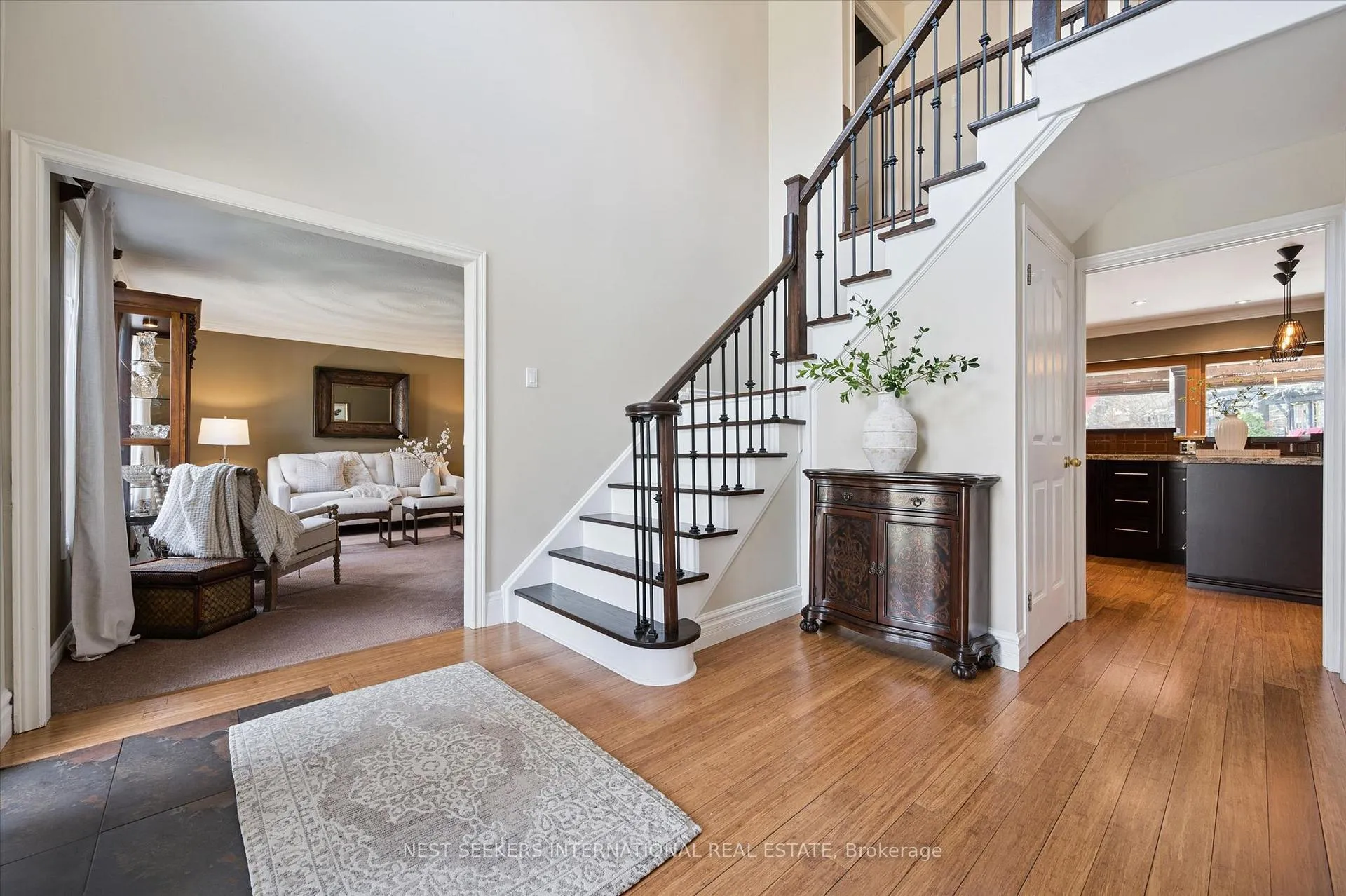 Photo 4 of 481 Mill Park Drive, Kitchener — HOMEH