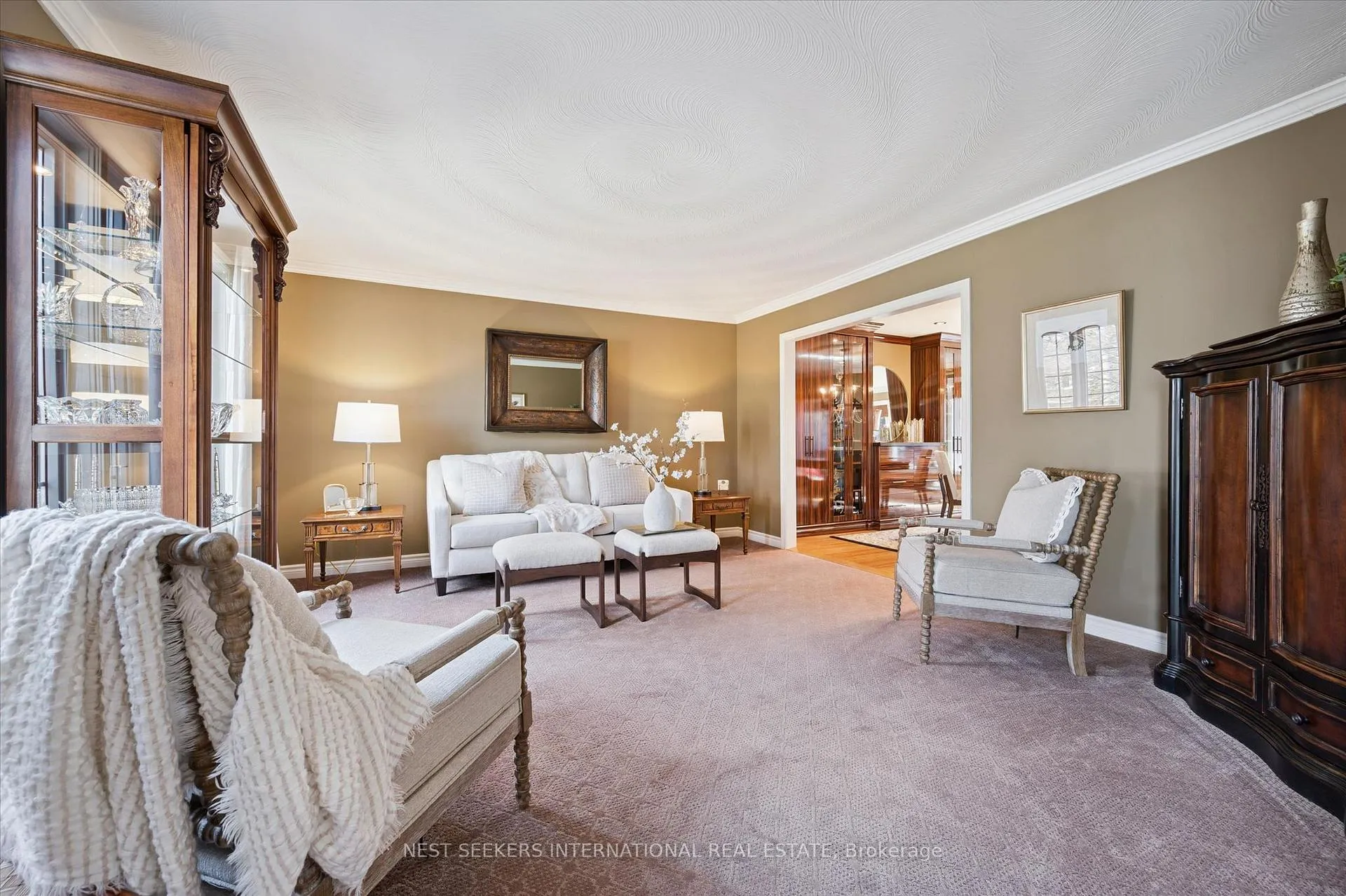 Photo 8 of 481 Mill Park Drive, Kitchener — HOMEH