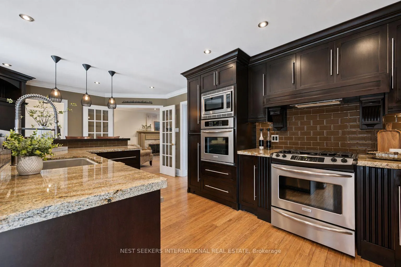Photo 11 of 481 Mill Park Drive, Kitchener — HOMEH