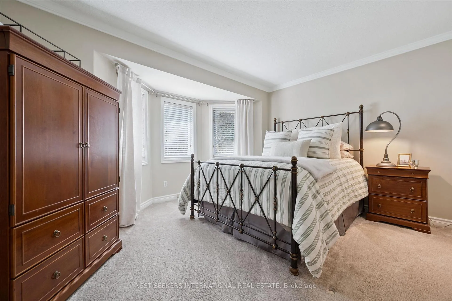 Photo 25 of 481 Mill Park Drive, Kitchener — HOMEH