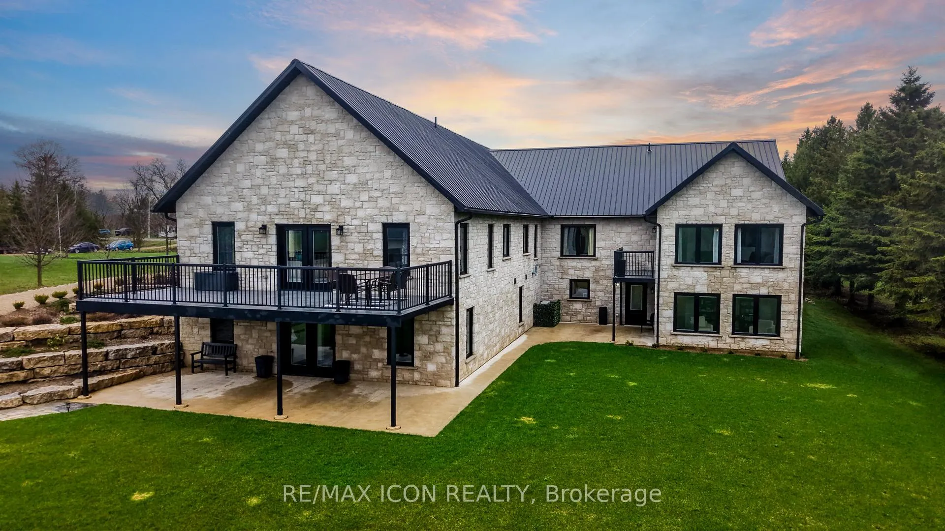 Photo 1 of 224242 Southgate 2 Road, Southgate — HOMEH