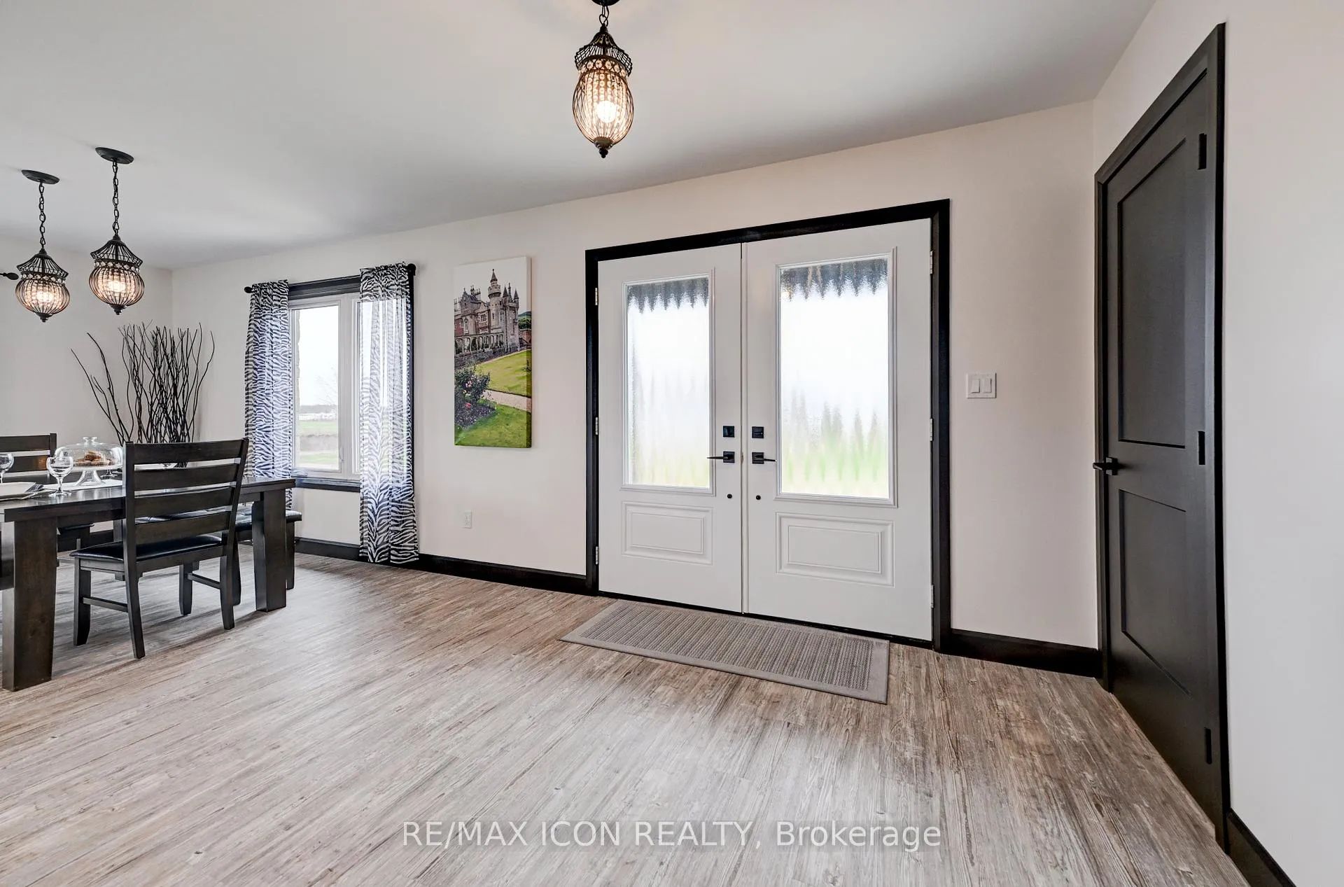 Photo 27 of 224242 Southgate 2 Road, Southgate — HOMEH