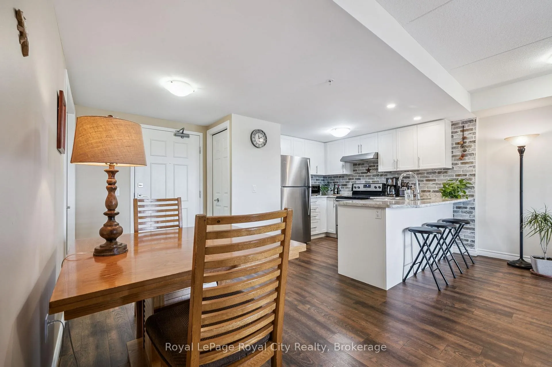 Photo 6 of Unit 308, 7 Kay Crescent, Guelph, Pineridge/Westminster Woods — HOMEH