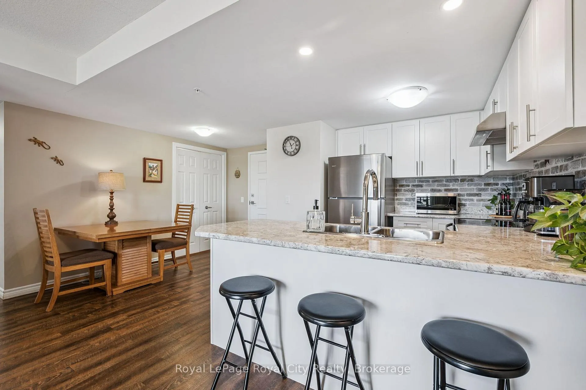 Photo 7 of Unit 308, 7 Kay Crescent, Guelph, Pineridge/Westminster Woods — HOMEH