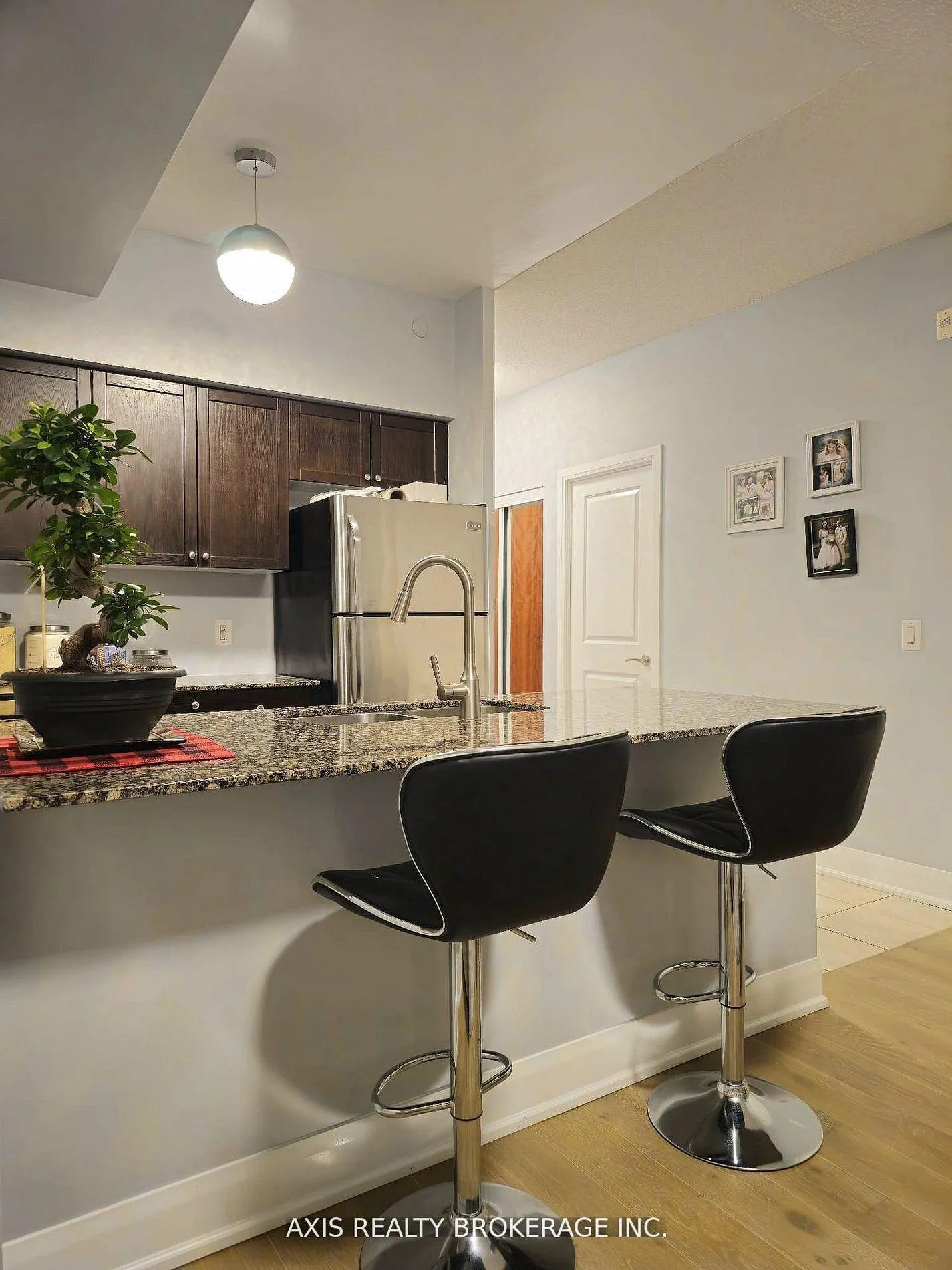 Photo 7 of Unit 321, 4700 Highway 7, Vaughan, East Woodbridge — HOMEH