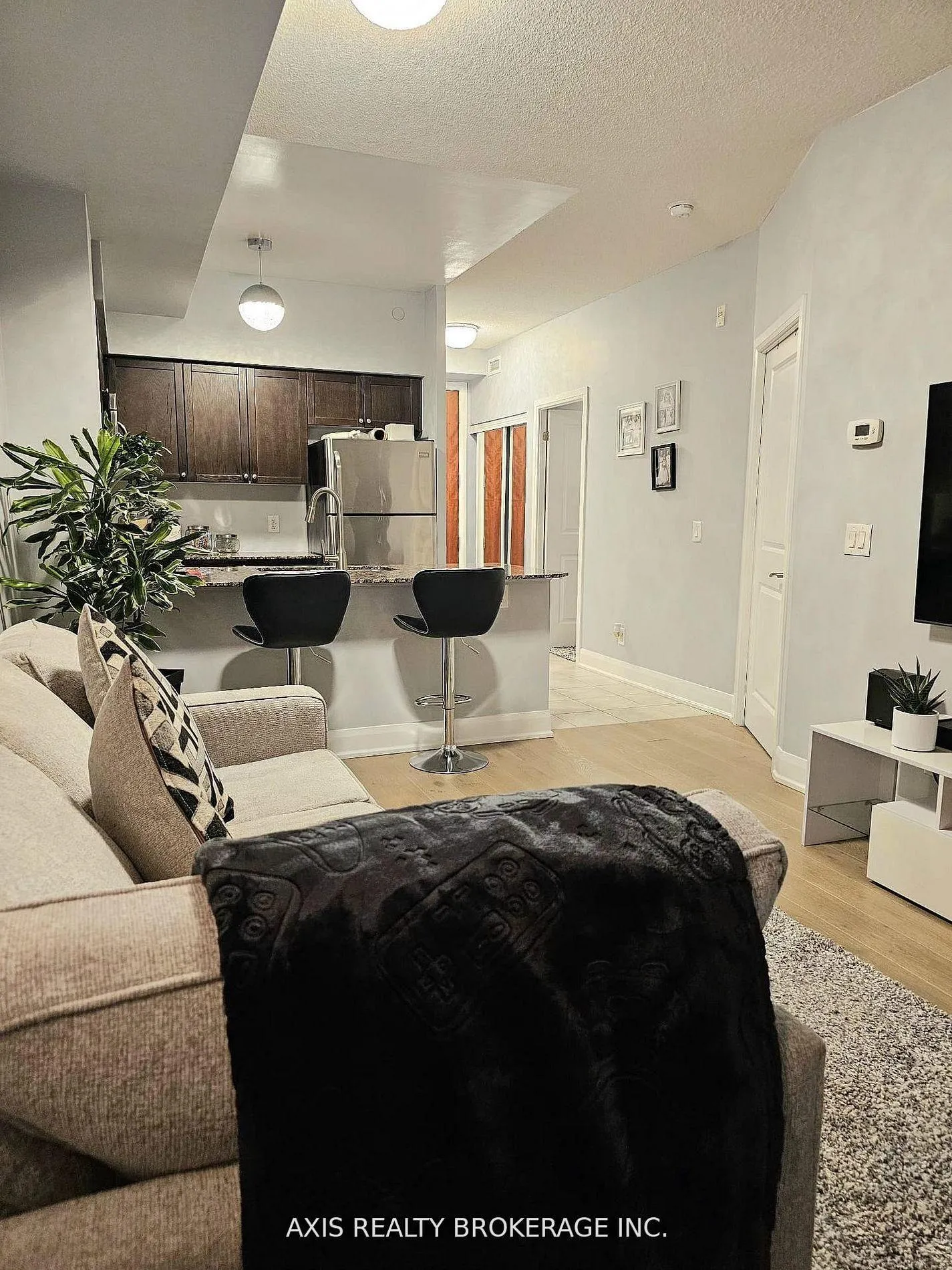 Photo 9 of Unit 321, 4700 Highway 7, Vaughan, East Woodbridge — HOMEH