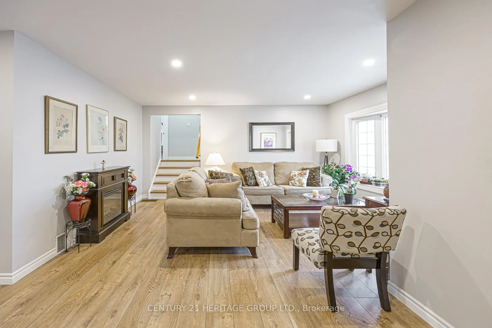 Photo 17 of 1059 Gorham Street, Newmarket, Gorham-College Manor — HOMEH