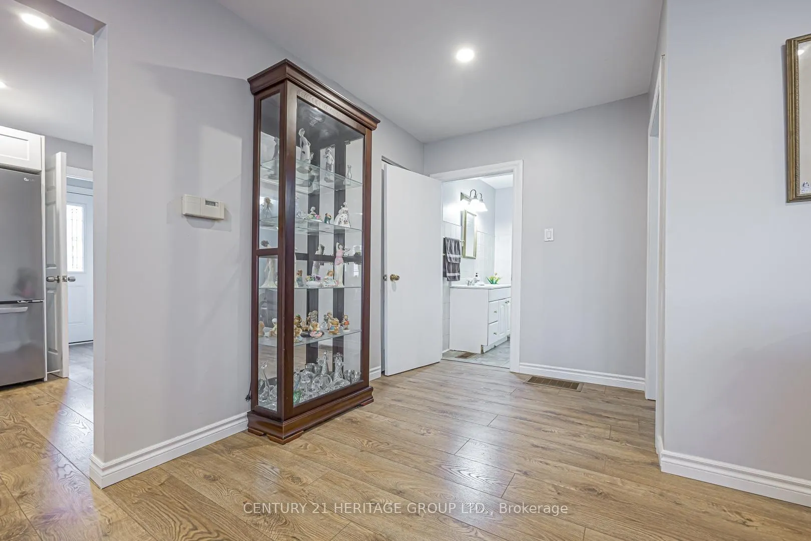 Photo 26 of 1059 Gorham Street, Newmarket, Gorham-College Manor — HOMEH