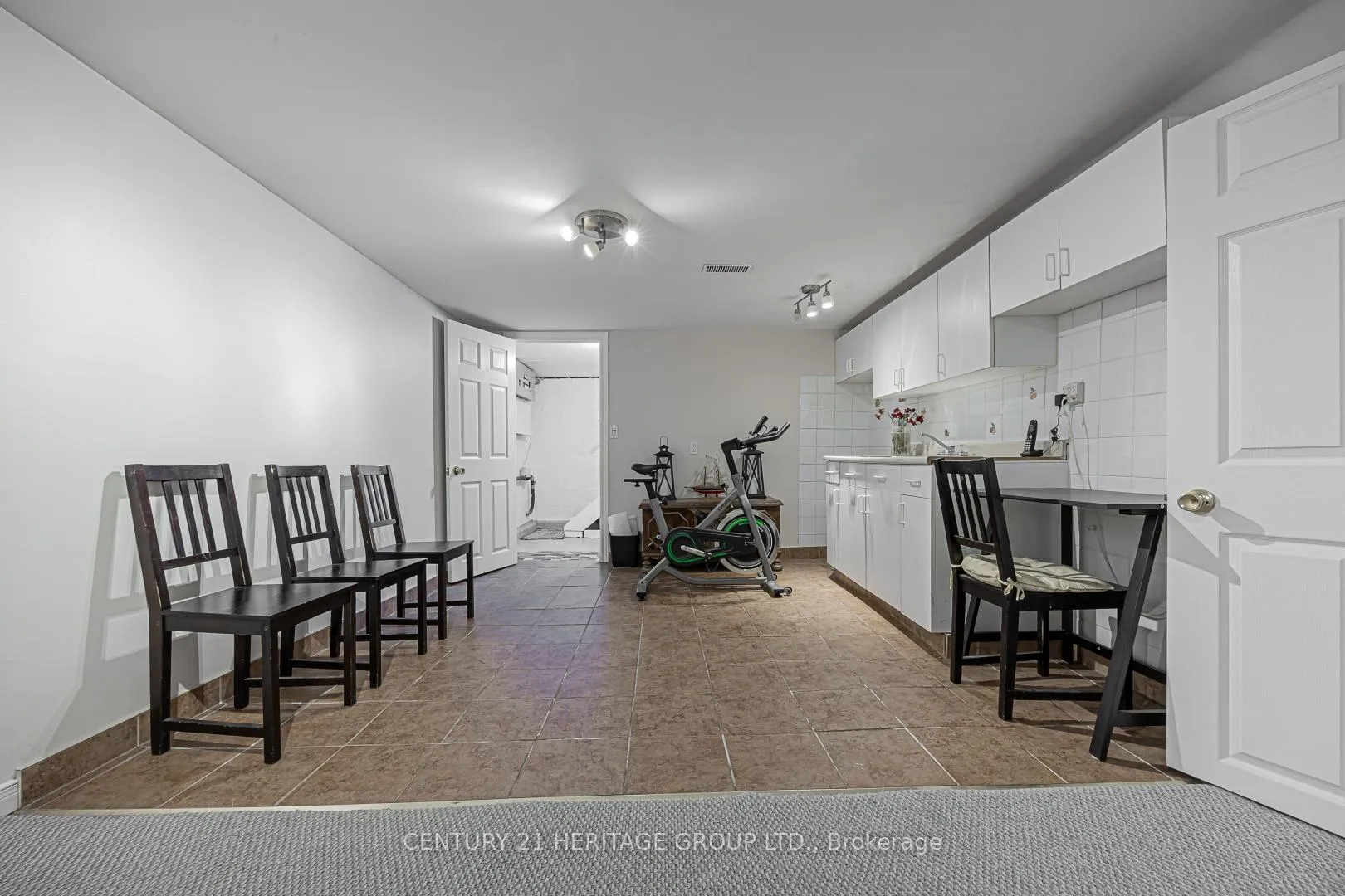 Photo 41 of 1059 Gorham Street, Newmarket, Gorham-College Manor — HOMEH
