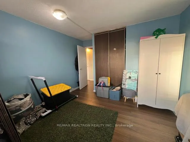 Photo 8 of Unit 1908, 100 Leeward Glenway, Toronto, Flemingdon Park — HOMEH