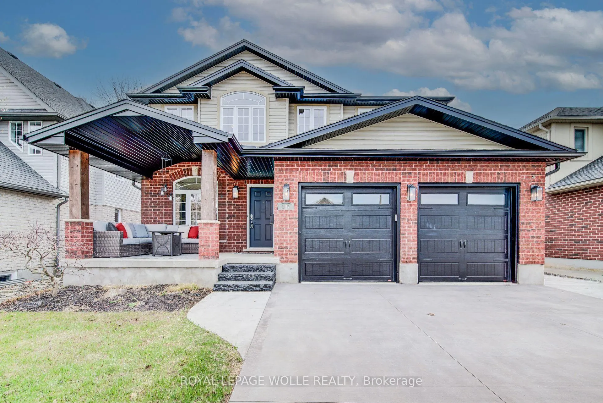 Front of 187 Brookmead Street