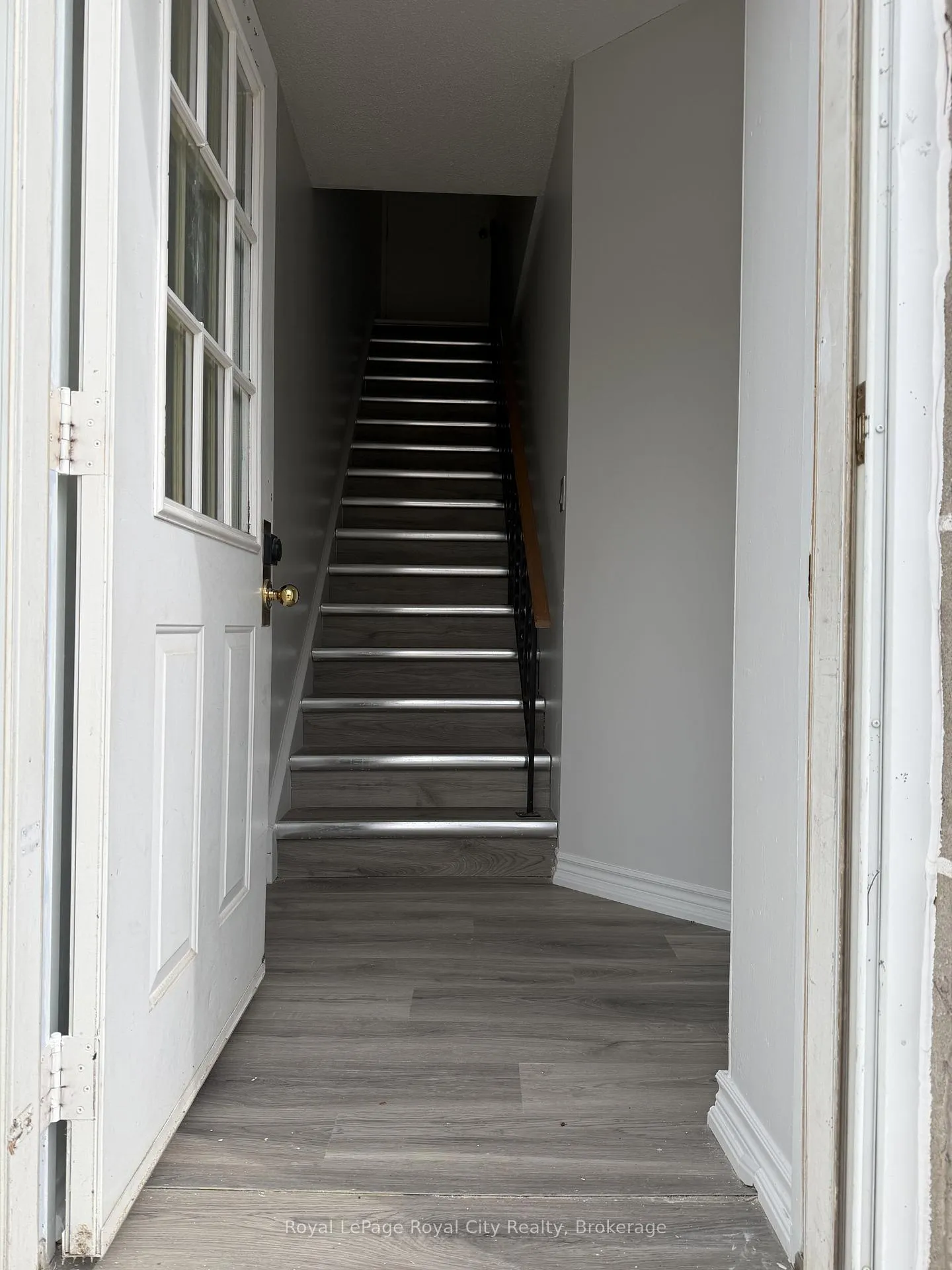Photo 3 of Unit 2, 245 Speedvale Avenue W, Guelph, Junction/Onward Willow — HOMEH