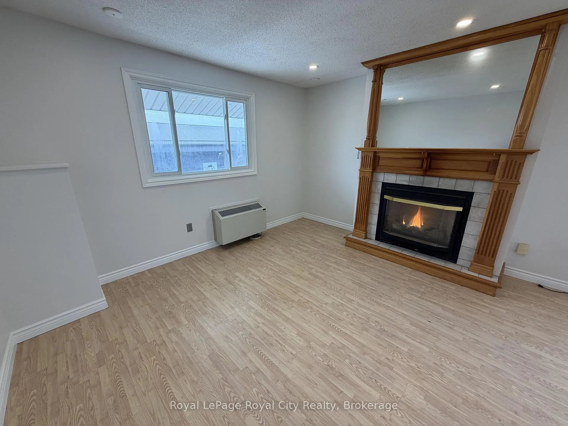 Photo 14 of Unit 2, 245 Speedvale Avenue W, Guelph, Junction/Onward Willow — HOMEH