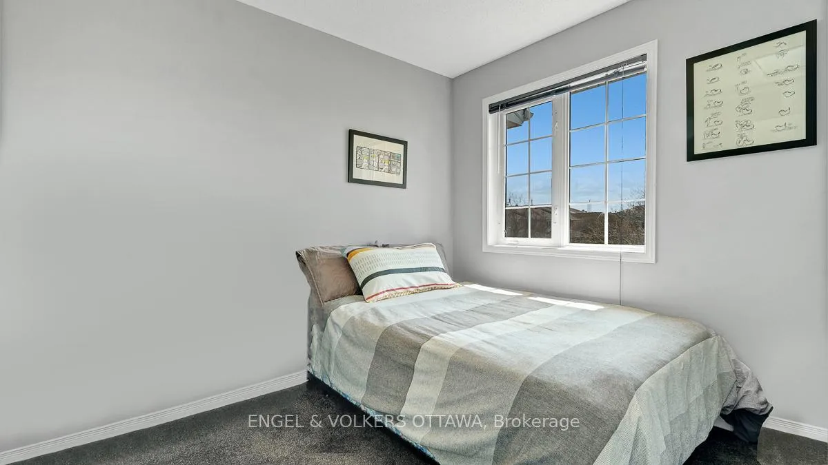 Photo 21 of 19 Mullcraft Crescent, Ottawa, Barrhaven - Longfields — HOMEH