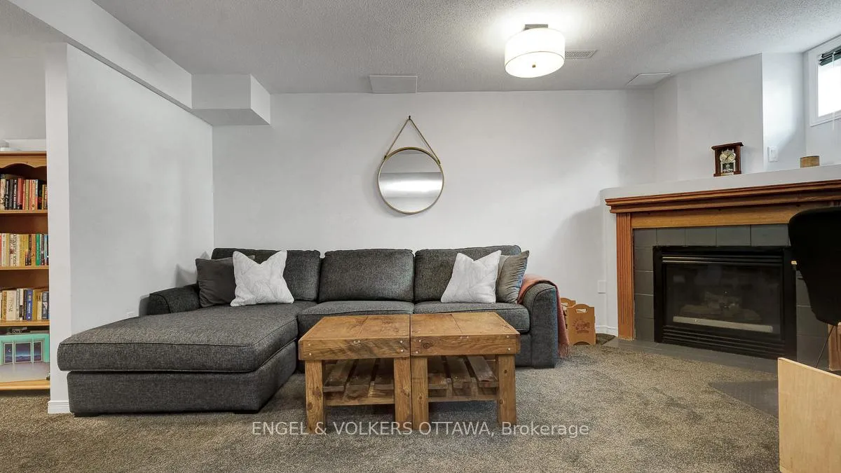 Photo 23 of 19 Mullcraft Crescent, Ottawa, Barrhaven - Longfields — HOMEH