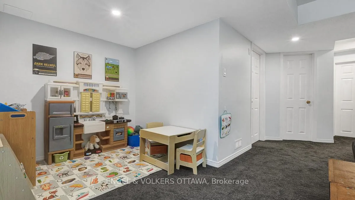 Photo 26 of 19 Mullcraft Crescent, Ottawa, Barrhaven - Longfields — HOMEH