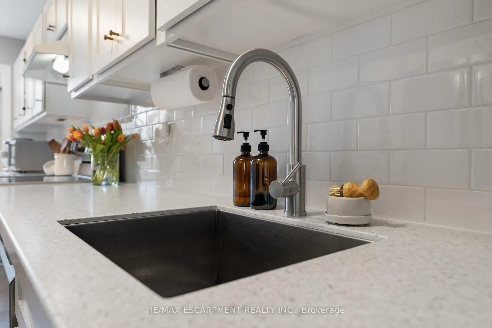 Photo 8 of Unit 121, 201 Queen Victoria Drive, Hamilton, Quinndale — HOMEH