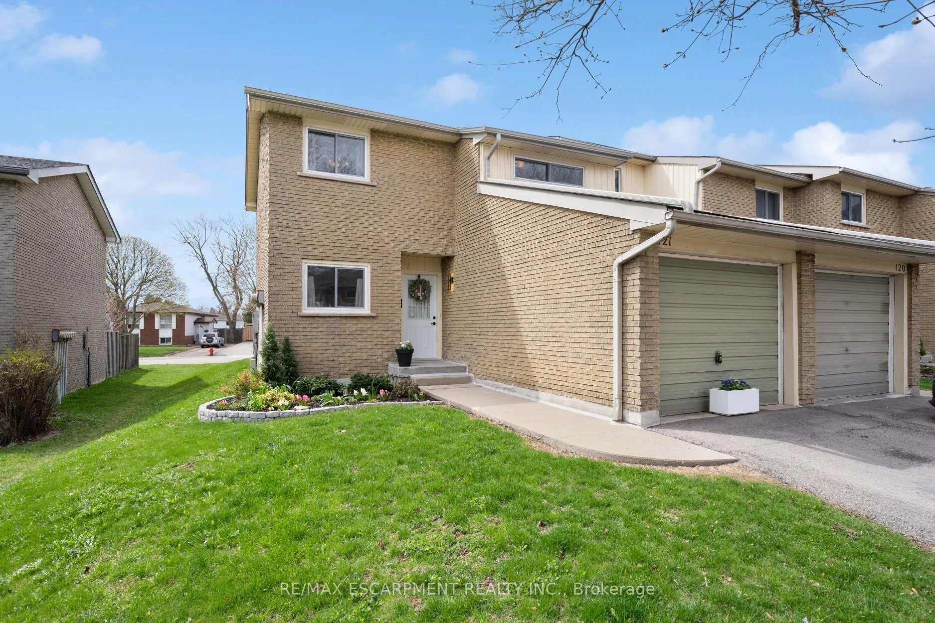 Photo 41 of Unit 121, 201 Queen Victoria Drive, Hamilton, Quinndale — HOMEH