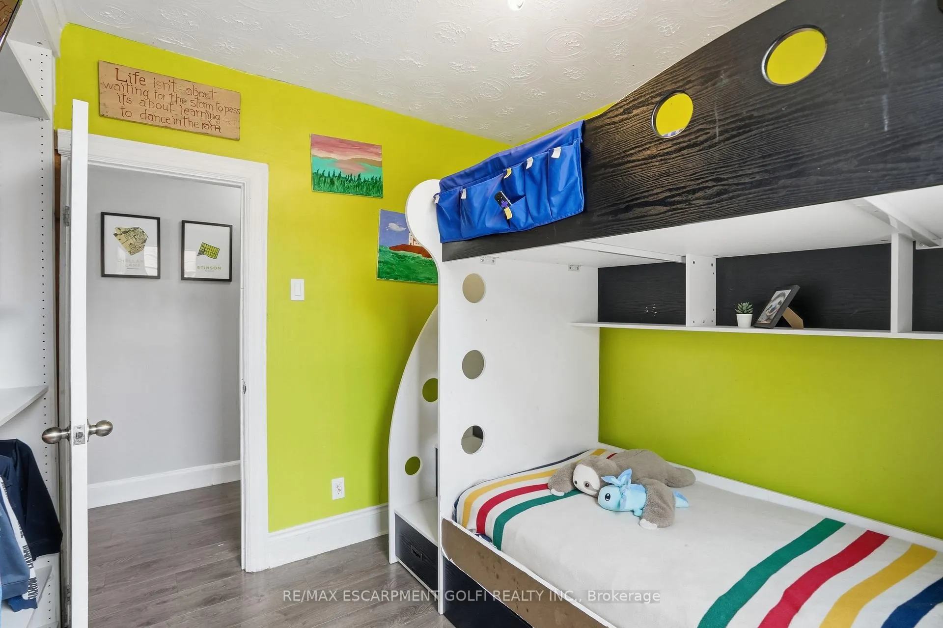 Photo 17 of 172 Stinson Street, Hamilton, Stinson — HOMEH