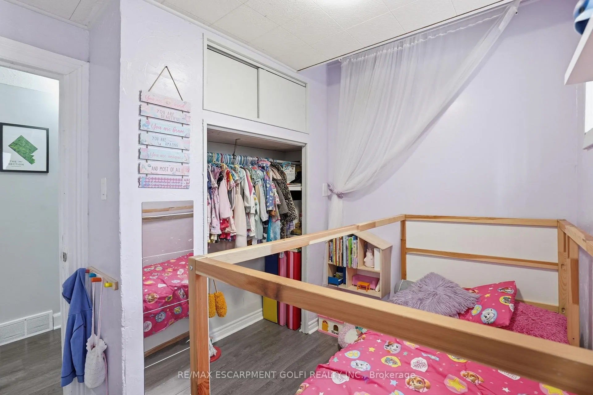 Photo 19 of 172 Stinson Street, Hamilton, Stinson — HOMEH