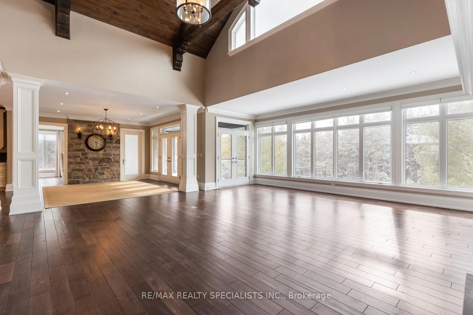 Photo 3 of 17366 Mount Pleasant Road, Caledon, Palgrave — HOMEH