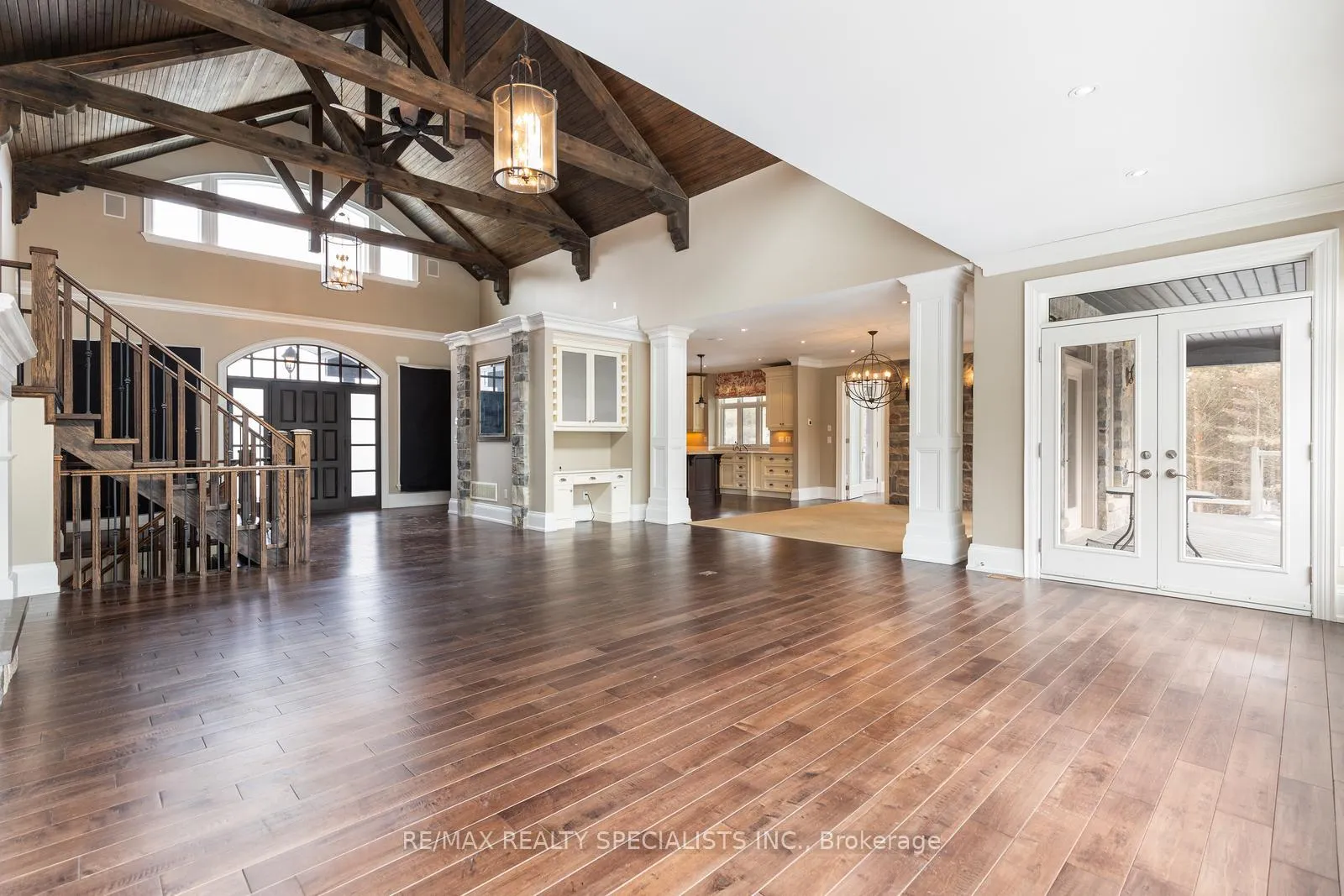 Photo 4 of 17366 Mount Pleasant Road, Caledon, Palgrave — HOMEH