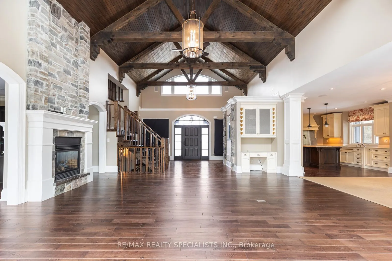 Photo 5 of 17366 Mount Pleasant Road, Caledon, Palgrave — HOMEH