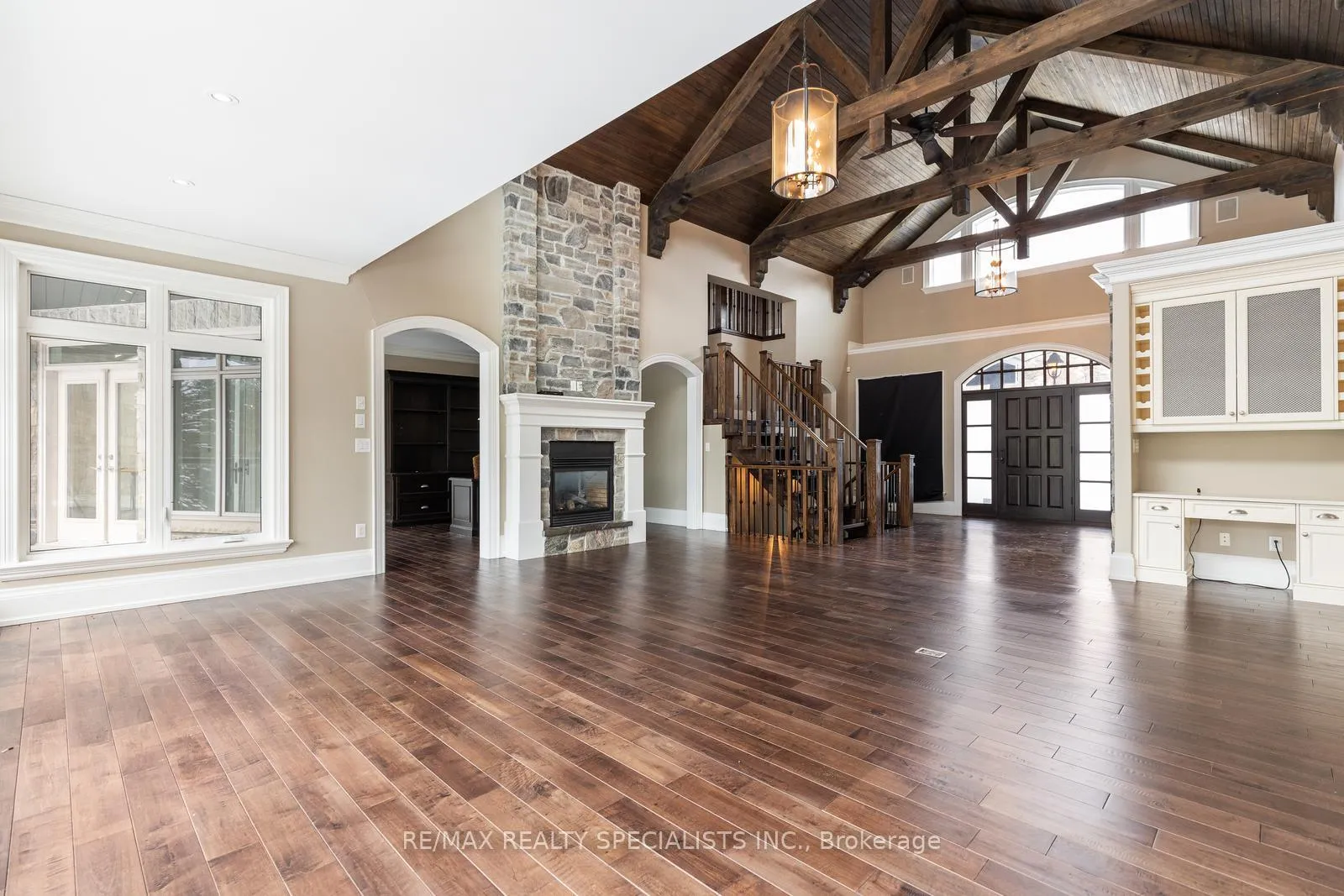 Photo 6 of 17366 Mount Pleasant Road, Caledon, Palgrave — HOMEH