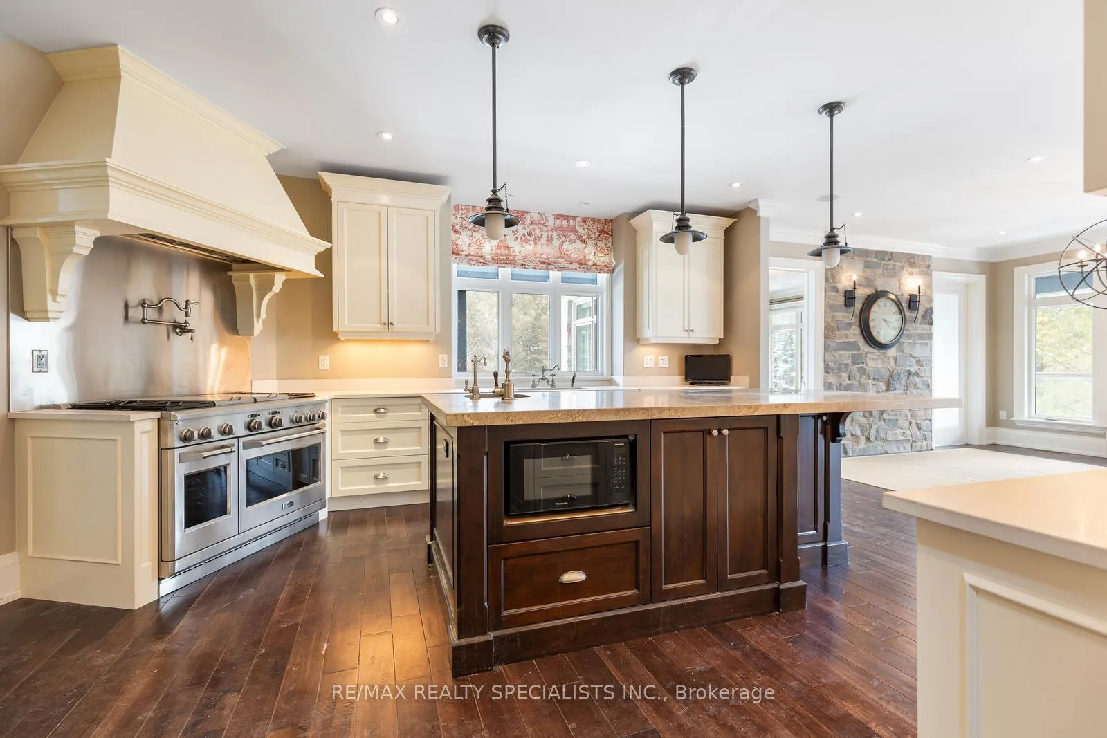 Photo 16 of 17366 Mount Pleasant Road, Caledon, Palgrave — HOMEH