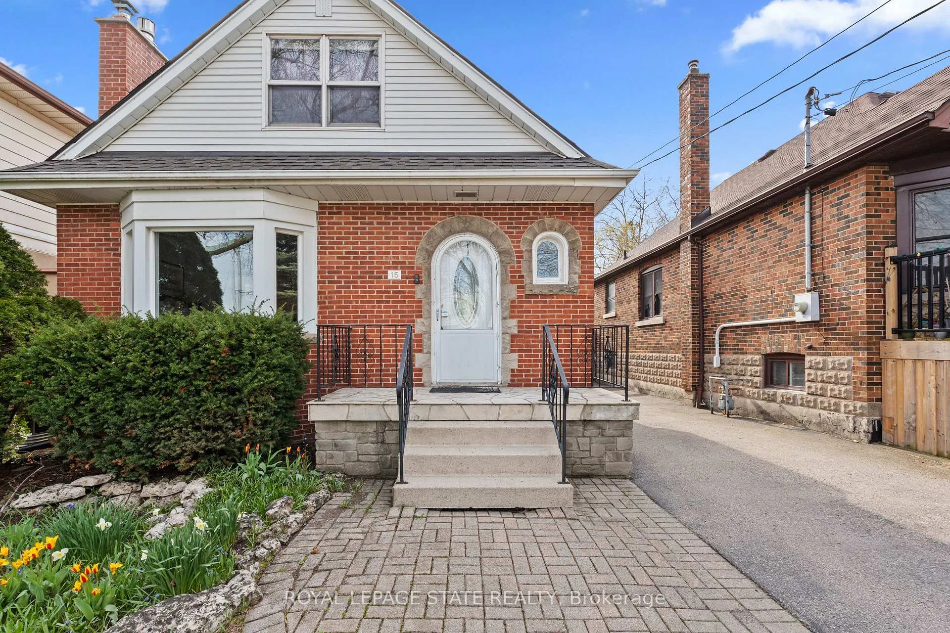 Photo 1 of 15 Millen Avenue, Hamilton, Centremount — HOMEH