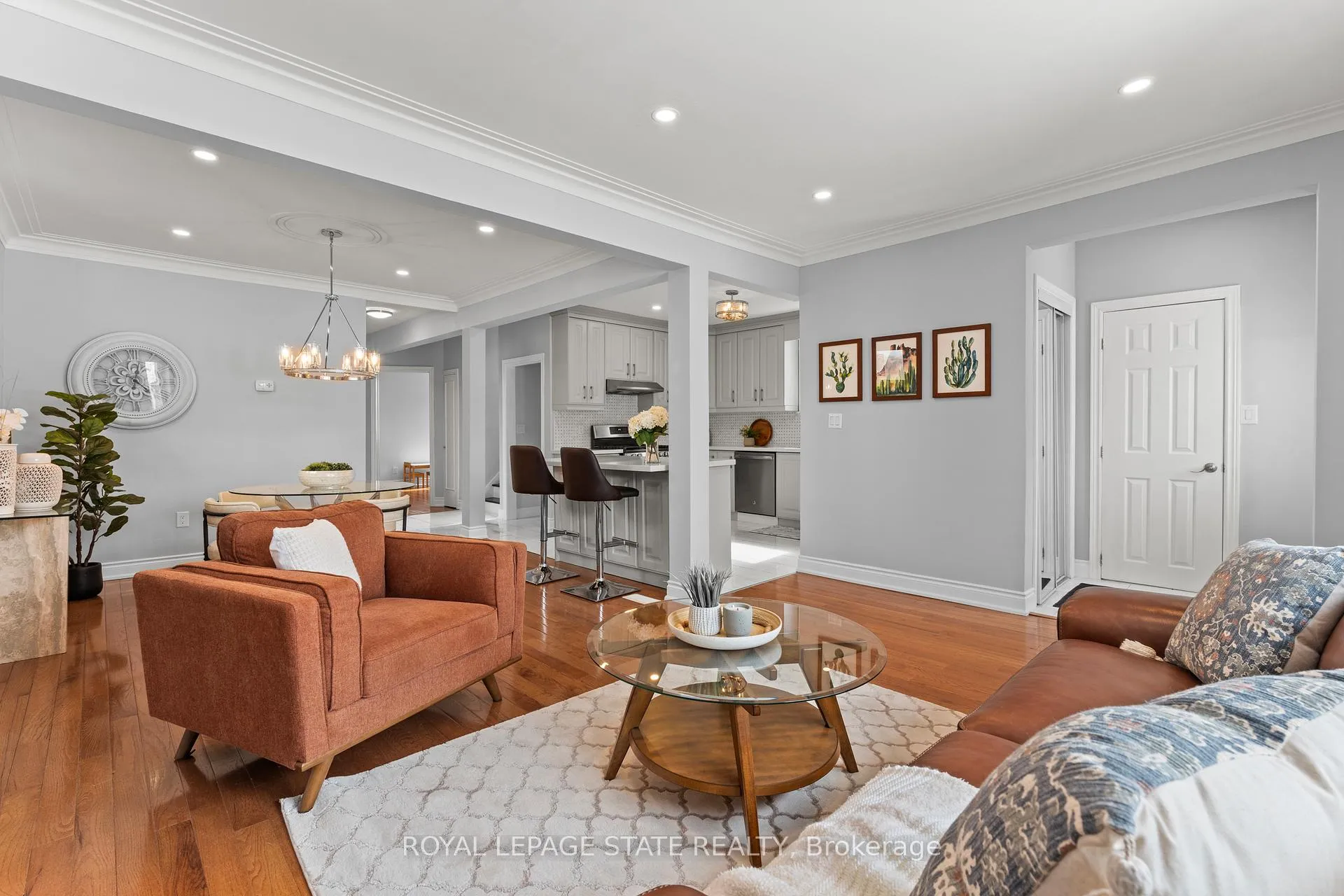 Photo 12 of 15 Millen Avenue, Hamilton, Centremount — HOMEH