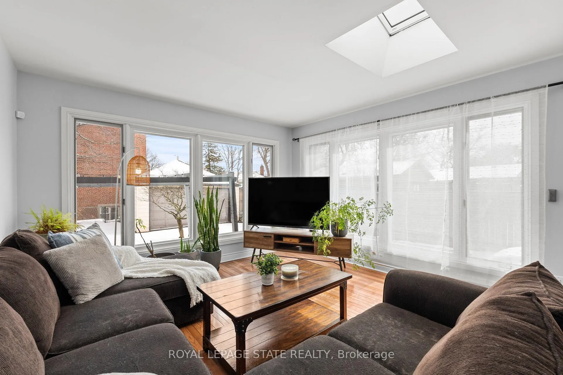Photo 22 of 15 Millen Avenue, Hamilton, Centremount — HOMEH
