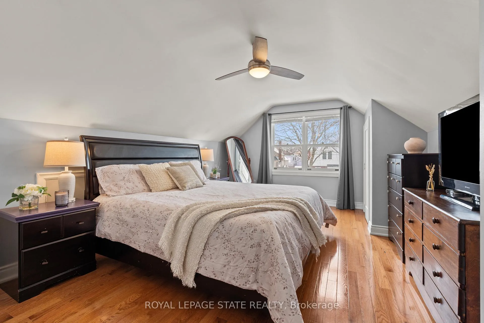 Photo 27 of 15 Millen Avenue, Hamilton, Centremount — HOMEH